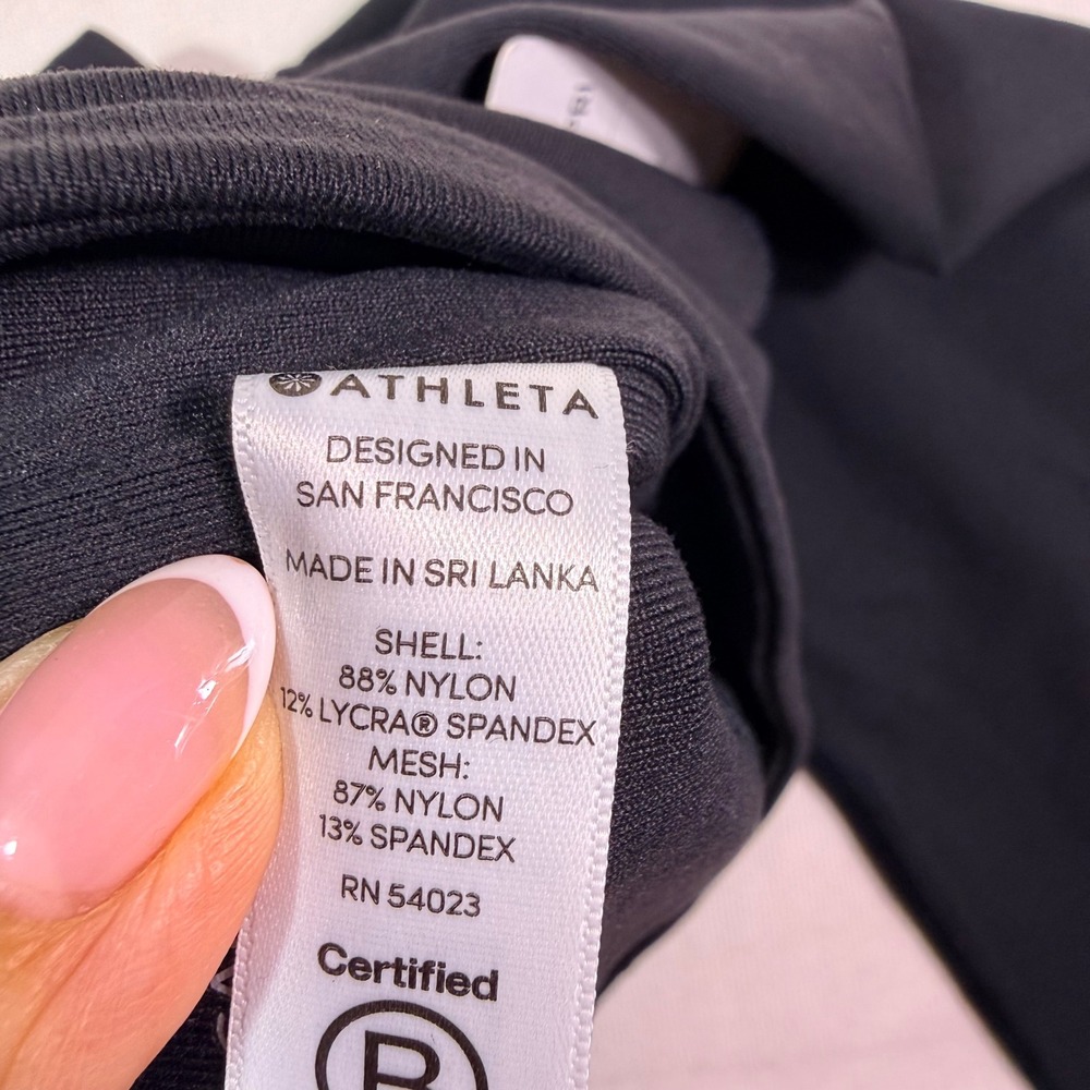 Athleta Chaturanga Capri XS Black High Rise Wicking Activewear Leggings 816130 - Picture 6 of 13